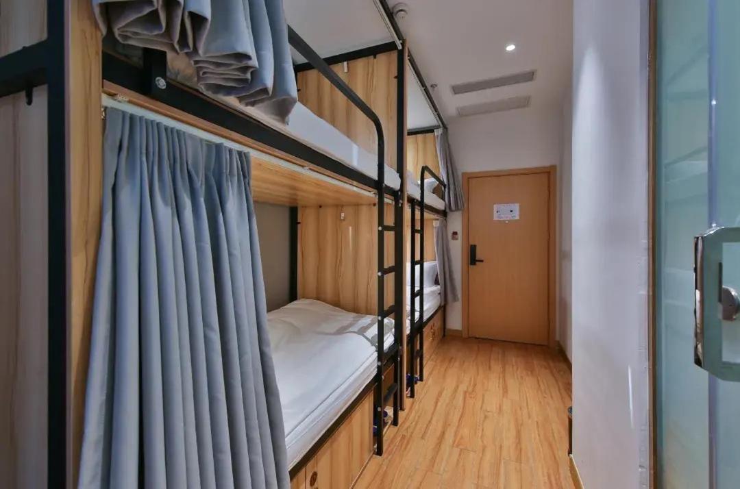 Pengpai Art Youth Hotel Shanghai